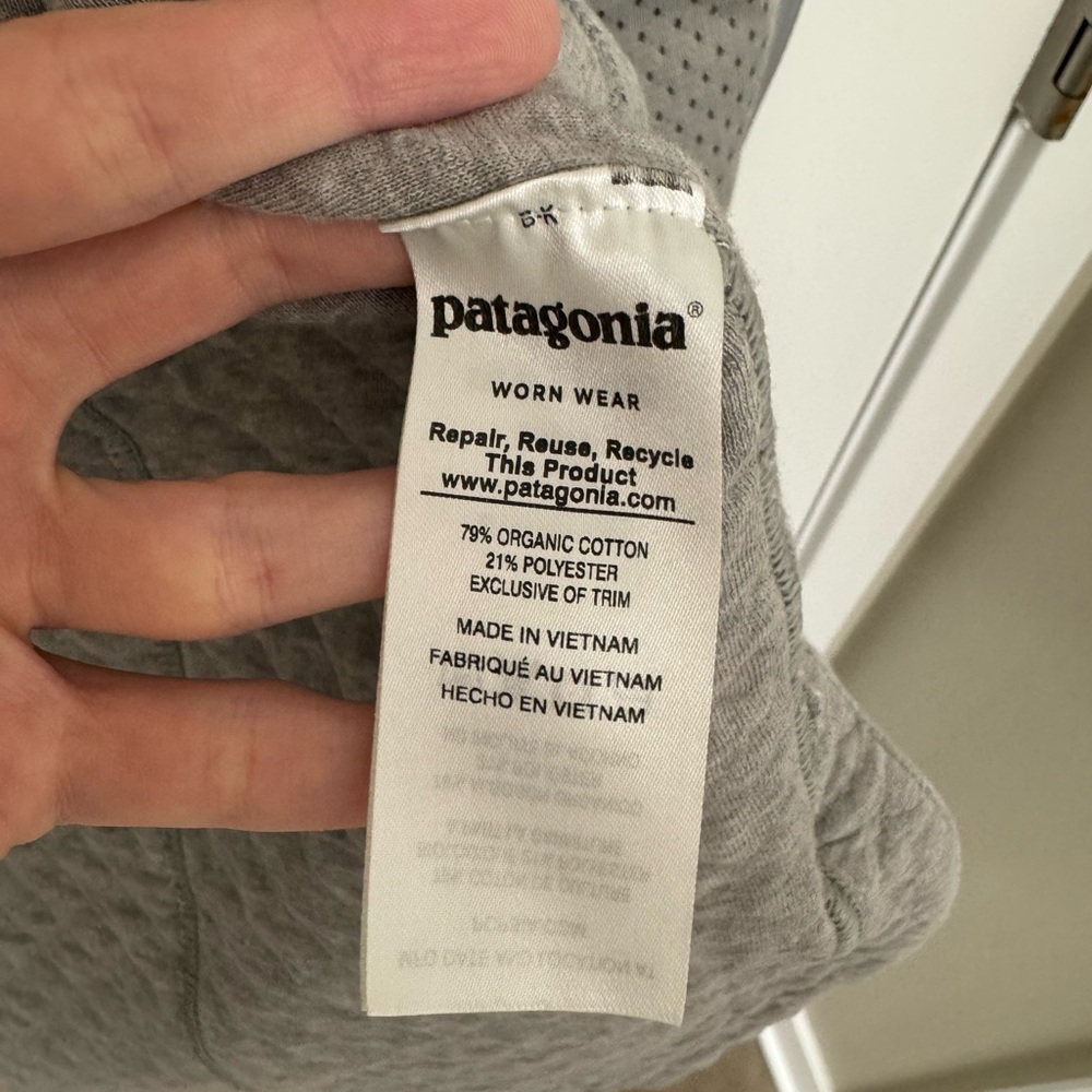 Patagonia Quilted Zip Hoodie in Light Gray - Picture 11 of 12